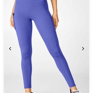NWT Fabletics Leggings